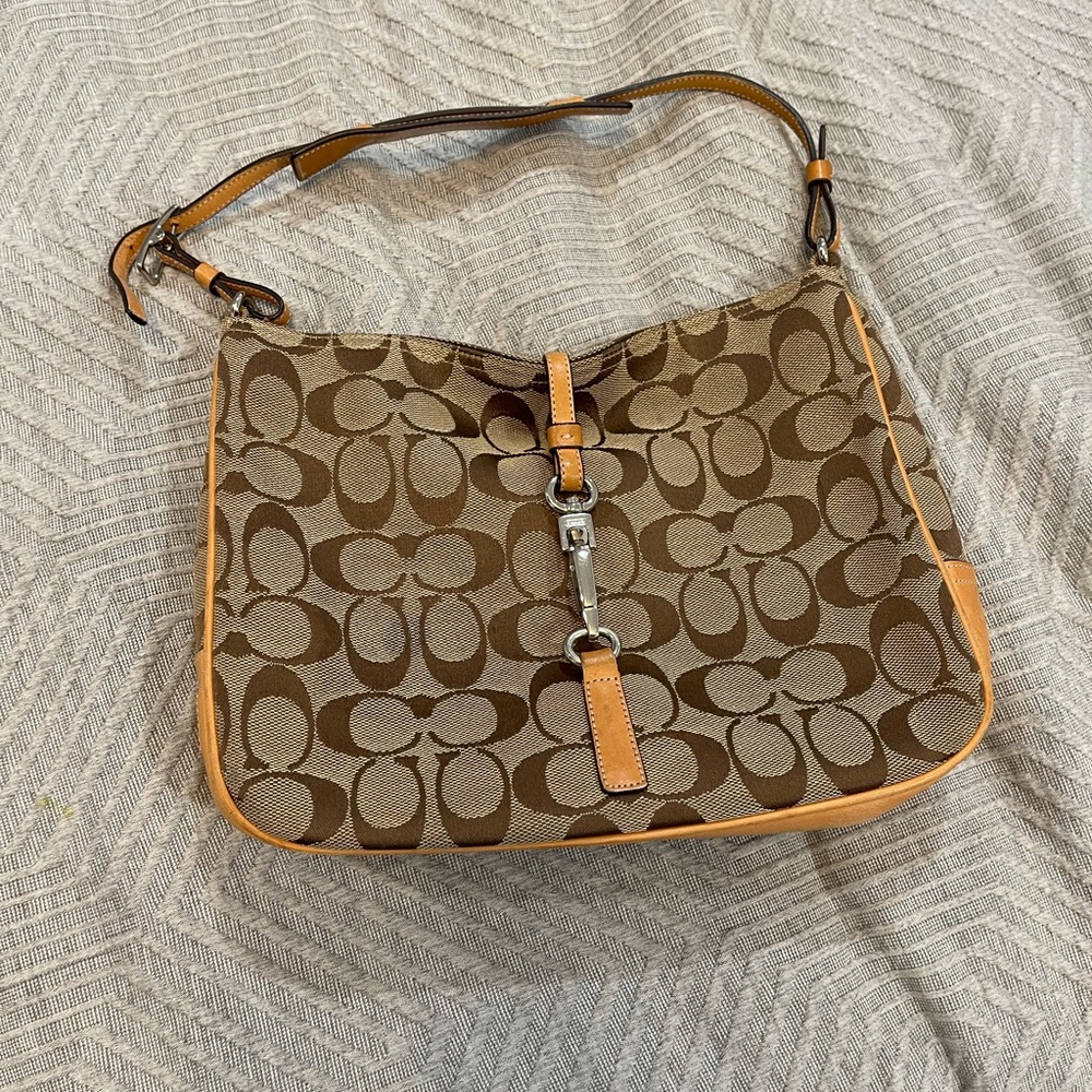 Coach bag- authentic. Rarely used. - Picture 2 of 5